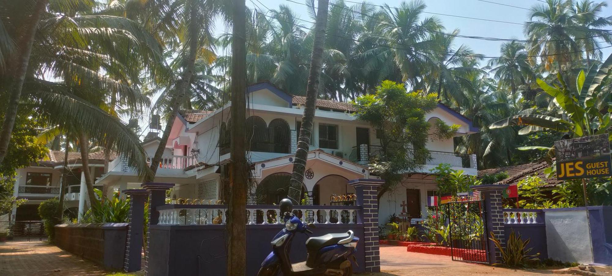 Jes Guest House Majorda Exterior photo