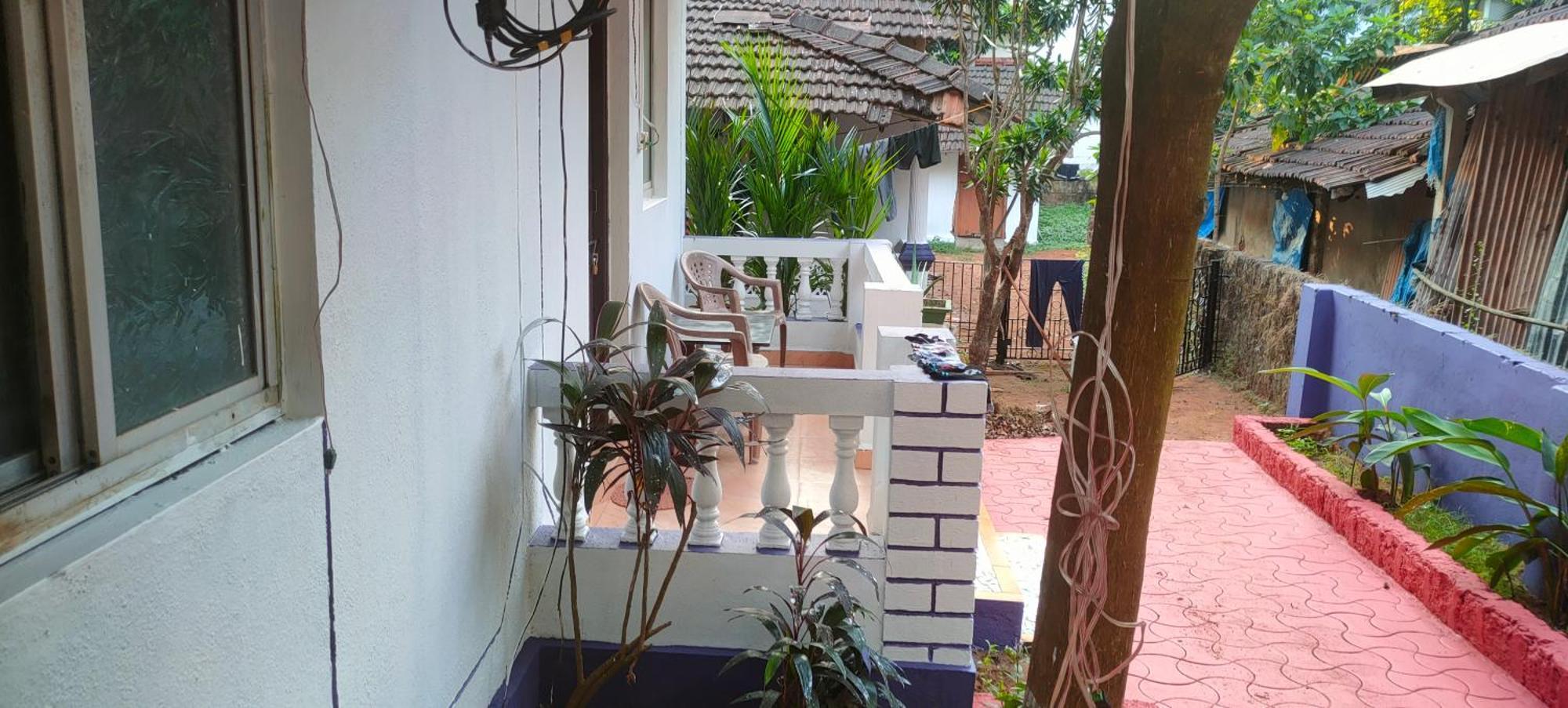 Jes Guest House Majorda Exterior photo