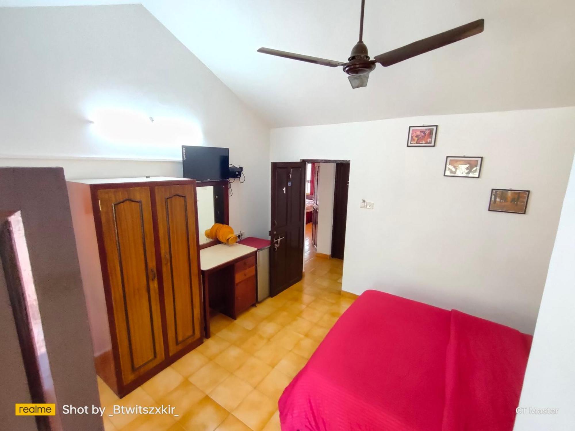 Jes Guest House Majorda Exterior photo