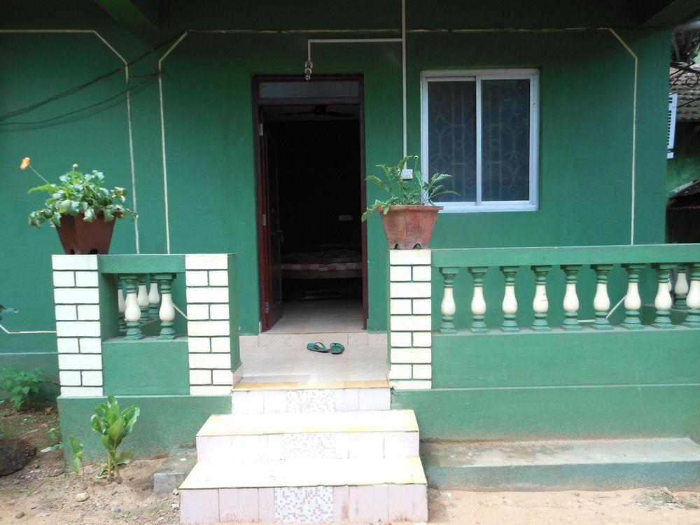 Jes Guest House Majorda Exterior photo