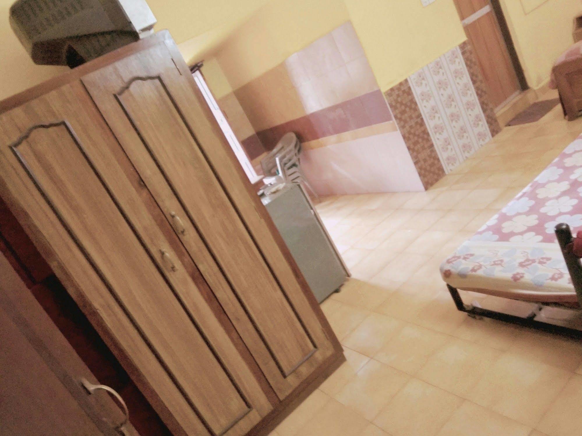 Jes Guest House Majorda Exterior photo