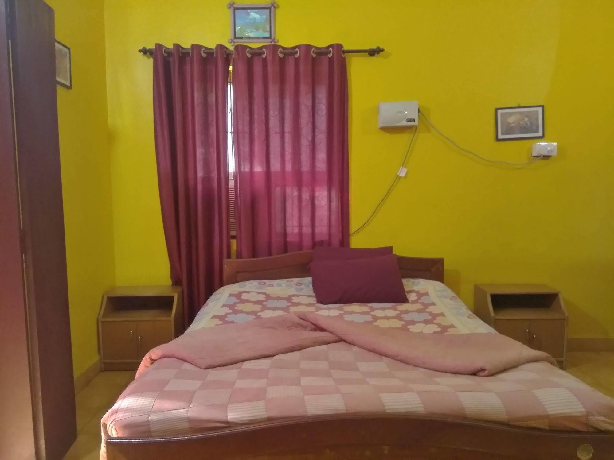 Jes Guest House Majorda Exterior photo