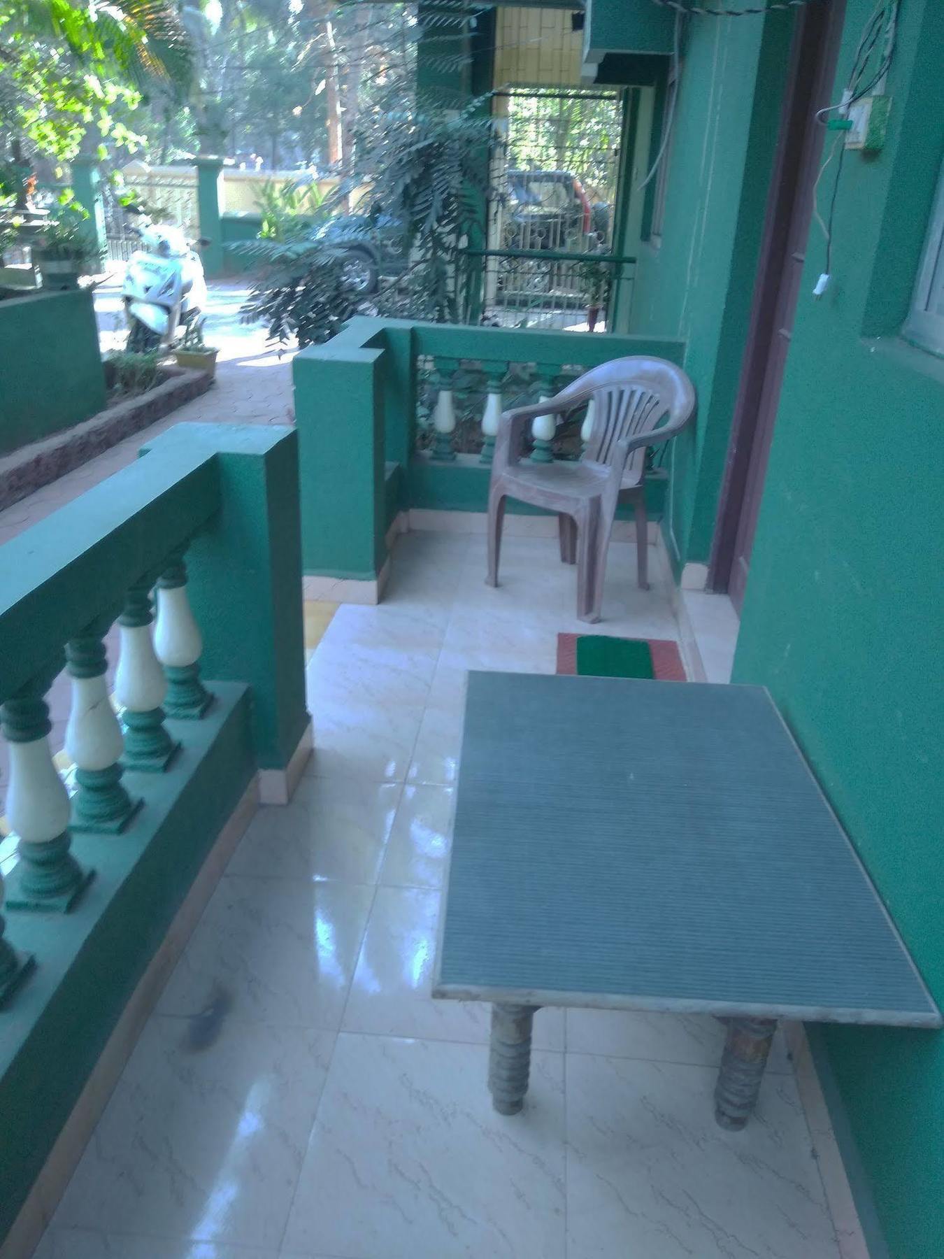Jes Guest House Majorda Exterior photo